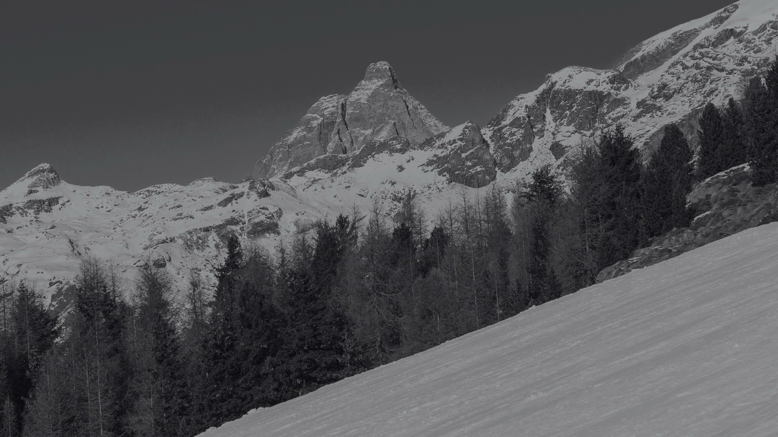 Montañas alpinas